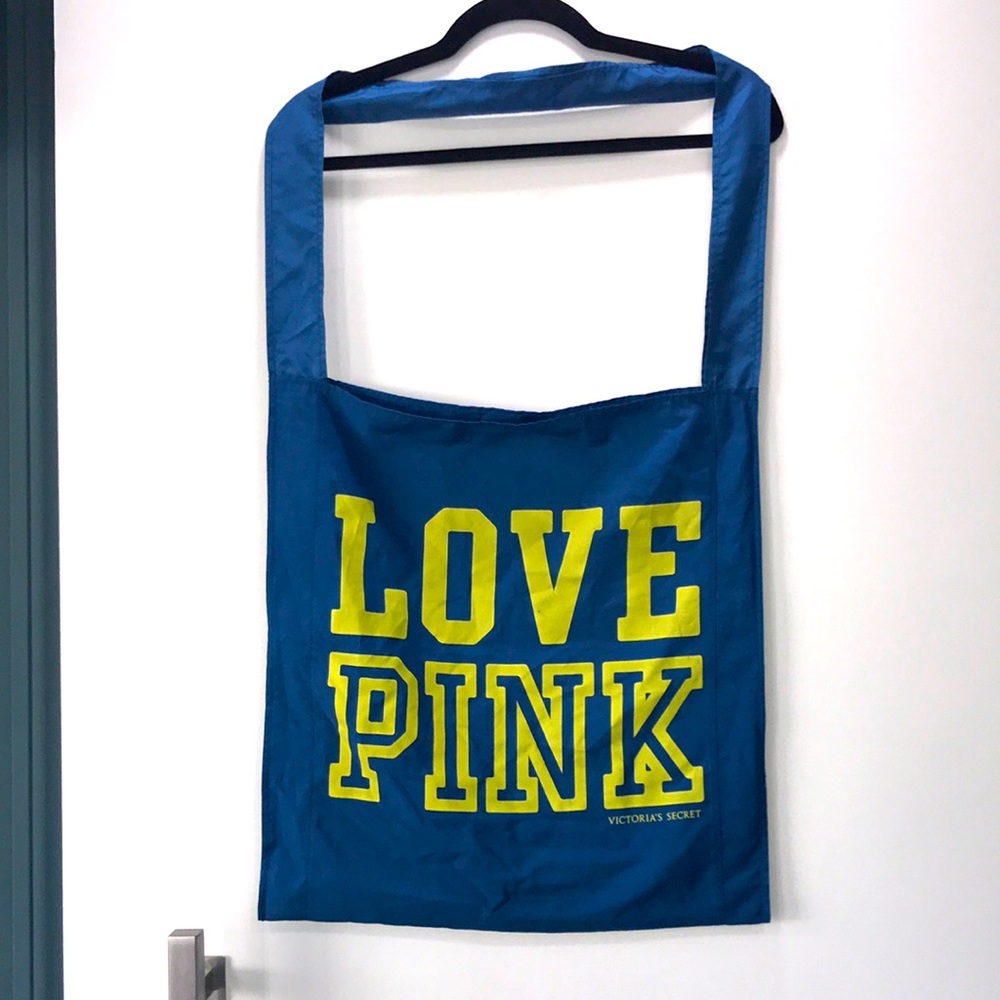 Classic PINK by Victoria Secret Messenger Bag